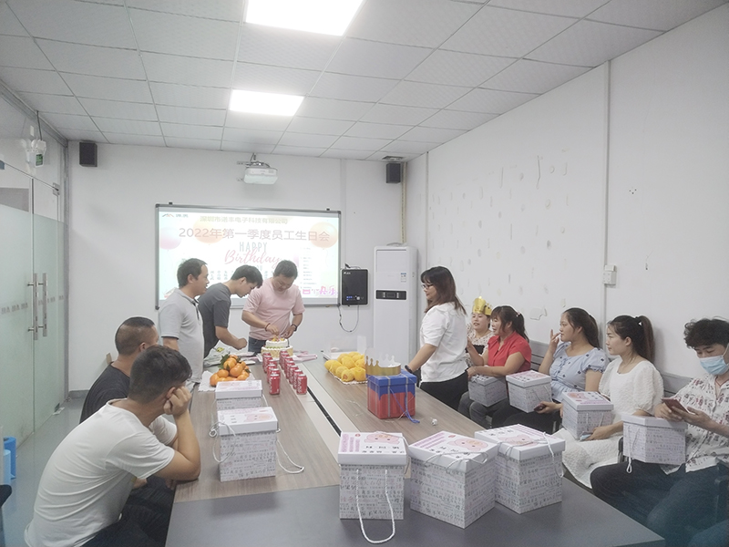 员工生日会|为爱而聚，感恩遇见